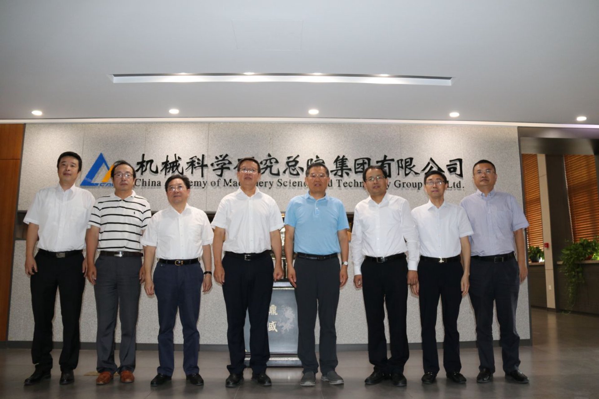 浙江文化创意公司如何赋能企业品牌升级？全案策划与VI设计深度解析